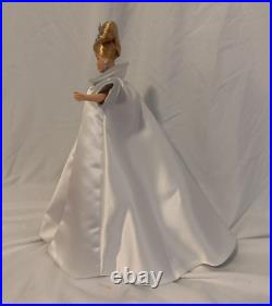 1999 Mattel CRYSTAL JUBILEE BARBIE Limited Edition #21923 40th Anniversary