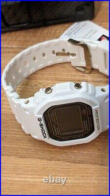 CASIO G-Shock Dw-5025B 25Th Watch White 25Th Anniversary Limited Edition Rising