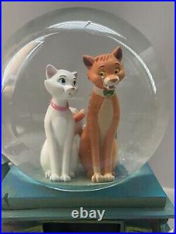 Disney Aristocats 40th anniversary Limited Edition Snowglobe