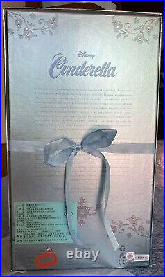 Disney Limited Edition Cinderella Doll L5200 70th Anniversary 17 In Peasant Rag